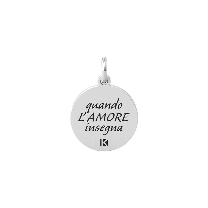 Ciondolo Kidult con frase L'amore insegna