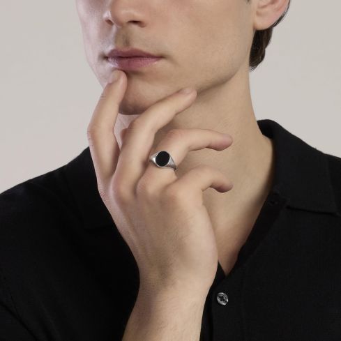 Anello Mabina Uomo in argento 925 con onice ovale - regolabile 
